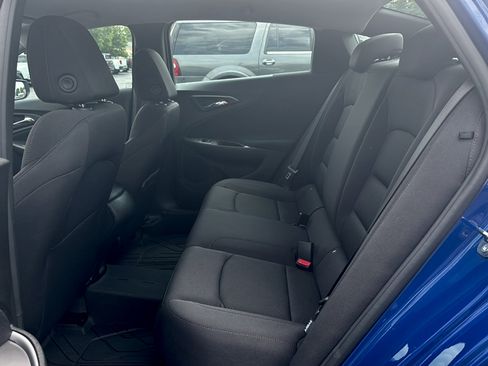 Used 2023 Chevrolet Malibu RS w/ LPO, Floor Liner Package FWD image 13