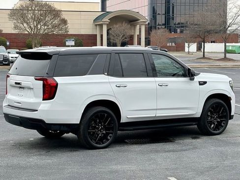 Used 2022 GMC Yukon SLT image 8