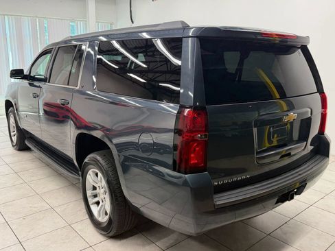 Used 2020 Chevrolet Suburban LT AWD/4WD image 7