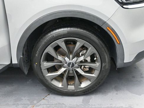 Used 2023 Kia Sorento SX Prestige AWD/4WD image 41