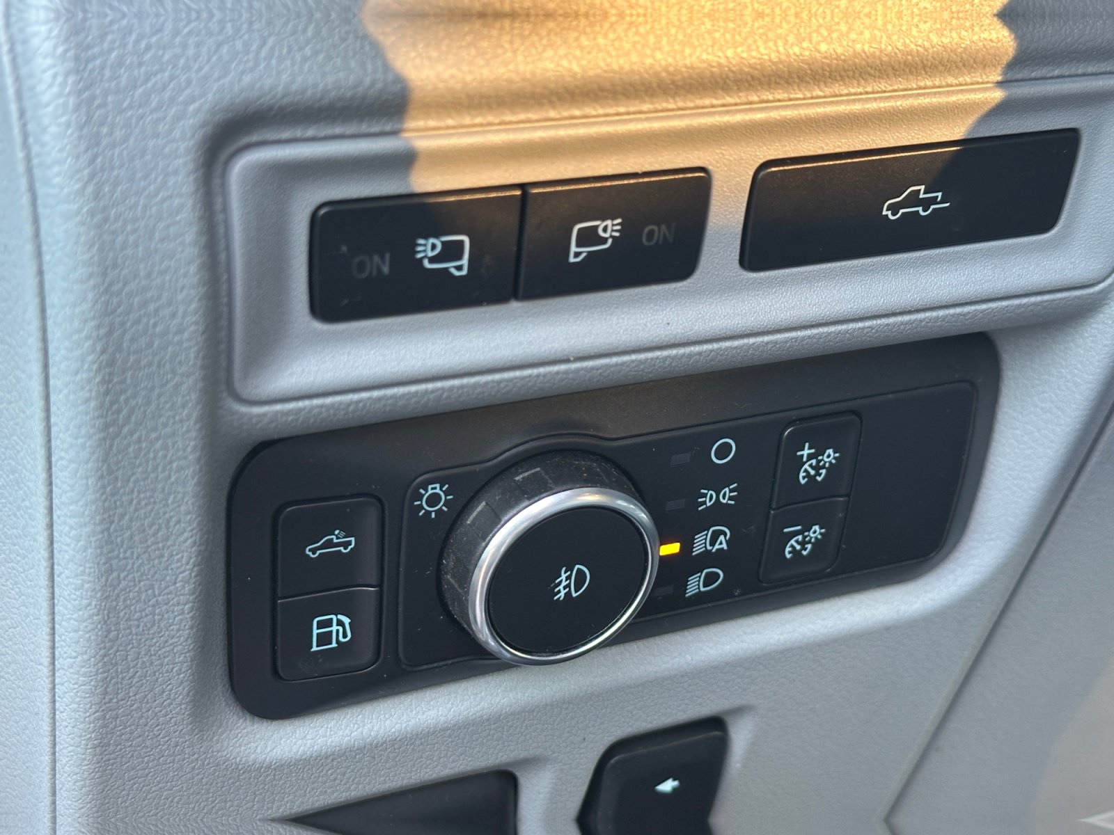 Used 2021 Ford F150 Limited AWD/4WD image 25