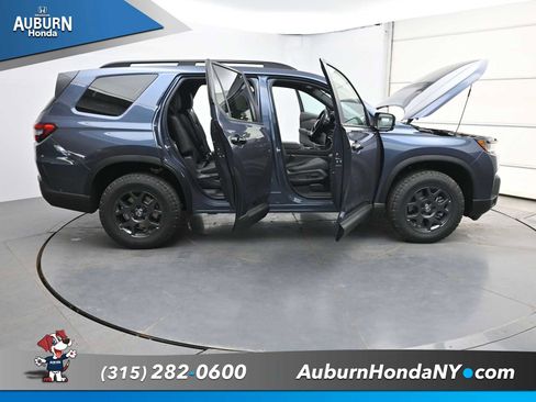 New 2026 Honda Pilot TrailSport image 41