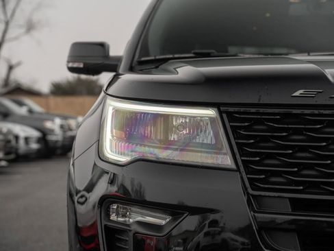 Used 2019 Ford Explorer Sport image 32