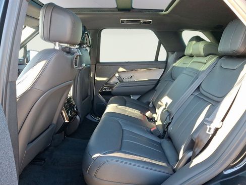 New 2026 Land Rover Range Rover Sport SE image 8