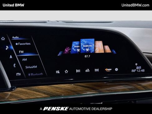 Used 2024 Cadillac Escalade Sport Platinum w/ LPO, ONYX Package AWD/4WD image 15