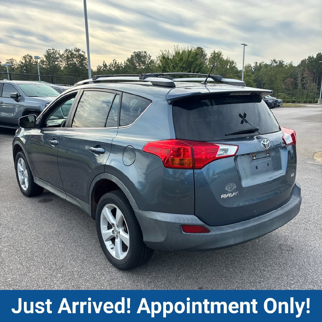 Used 2013 Toyota RAV4 LE FWD image 3