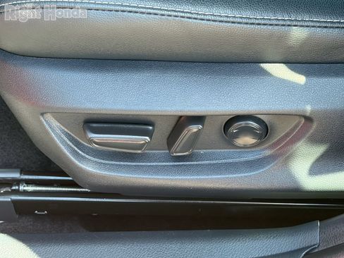 Used 2025 Toyota Camry SE w/ Multimedia Upgrade Package FWD image 13