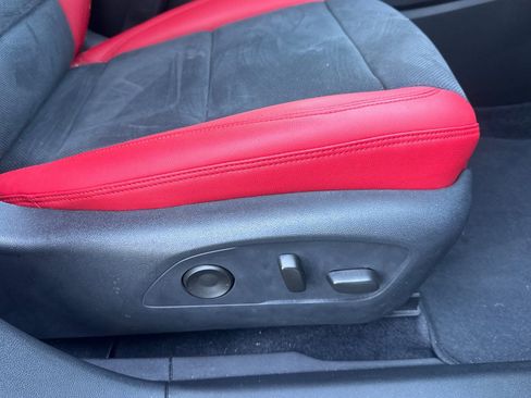 Used 2024 Chevrolet Blazer EV RS AWD/4WD image 24