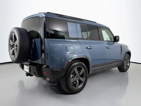 Used 2026 Land Rover Defender 110 S AWD/4WD image 5
