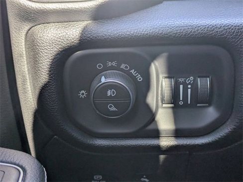 Used 2023 RAM 1500 Laramie image 26