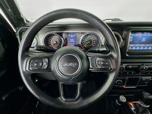 Used 2022 Jeep Wrangler Sport image 11