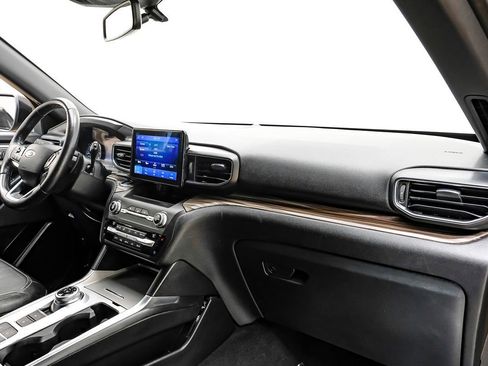 Used 2020 Ford Explorer Limited image 10
