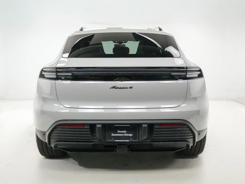 New 2026 Porsche Macan 4 Electric AWD/4WD image 11