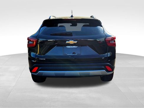 Used 2024 Chevrolet Trax LT image 6