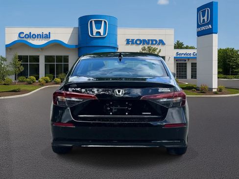Used 2025 Honda Civic Sport Touring image 5