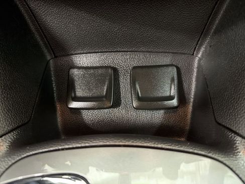 Used 2018 Chevrolet Cruze LT w/ Sun And Sound Package image 27