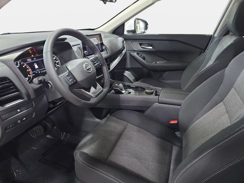 New 2026 Nissan Rogue SV w/ Cold Weather Package AWD/4WD image 16