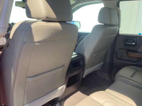 Used 2017 GMC Sierra 1500 SLT w/ SLT Premium Package AWD/4WD image 12