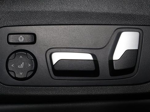 Used 2021 BMW X3 M w/ Executive Package image 32