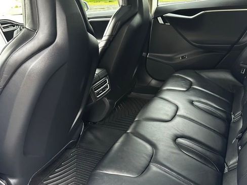 Used 2015 Tesla Model S 70D AWD/4WD image 15