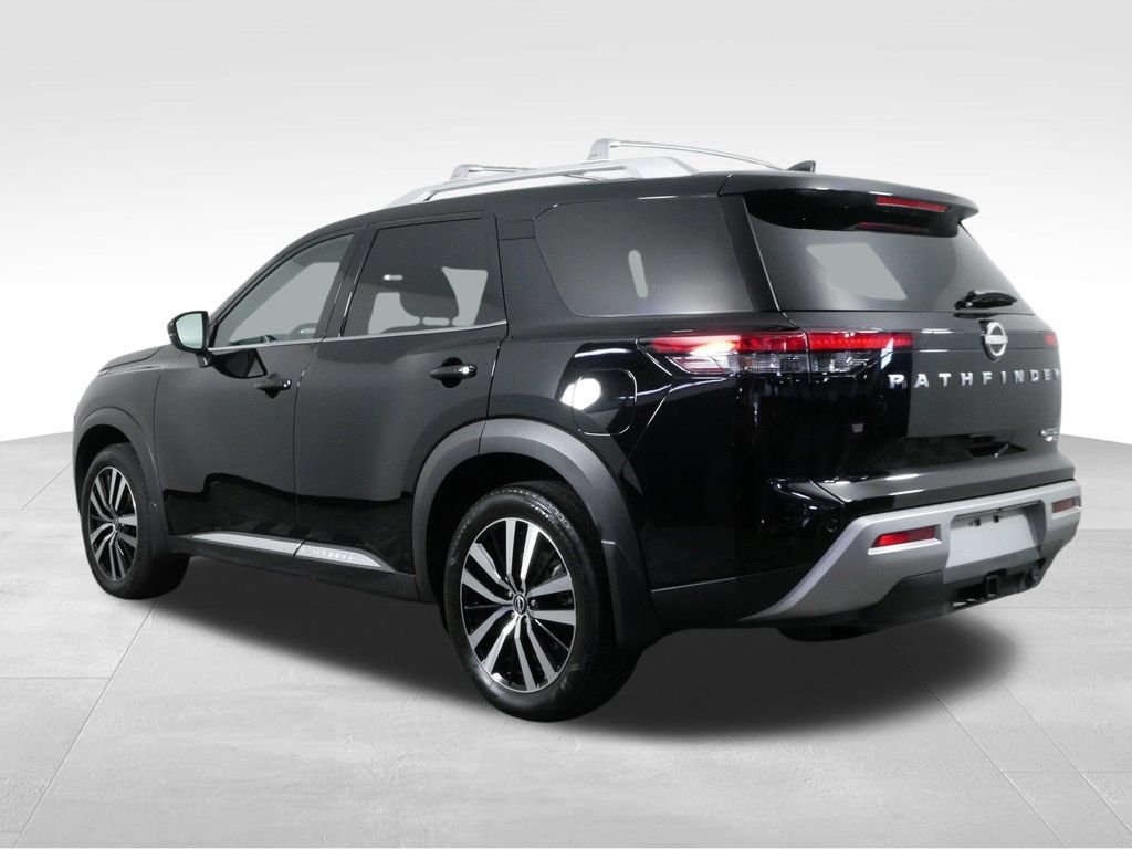 Used 2025 Nissan Pathfinder Platinum w/ Cargo Package AWD/4WD image 8