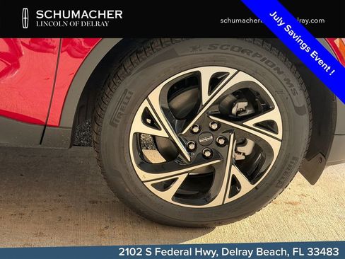 New 2026 Lincoln Nautilus Premier AWD/4WD image 9