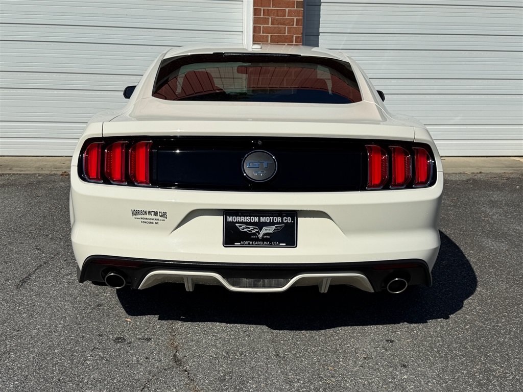 Used 2015 Ford Mustang 50 Years RWD image 22