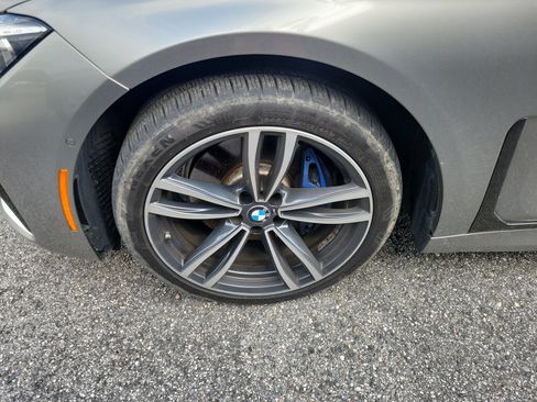 Used 2020 BMW 740i xDrive w/ M Sport Package AWD/4WD image 23