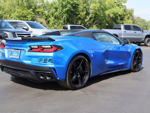 Certified 2025 Chevrolet Corvette E-Ray AWD/4WD image 9