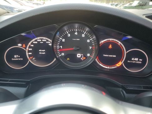 Used 2019 Porsche Cayenne S image 27