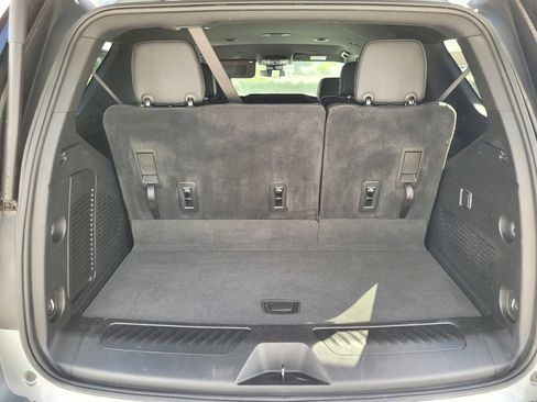 Used 2025 Chevrolet Tahoe LT AWD/4WD image 10