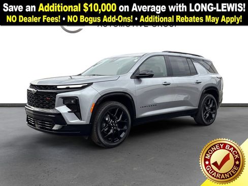 Used 2025 Chevrolet Traverse RS image 1