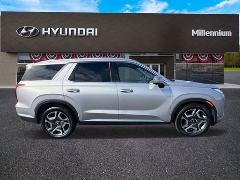 Certified 2025 Hyundai Palisade SEL image 4