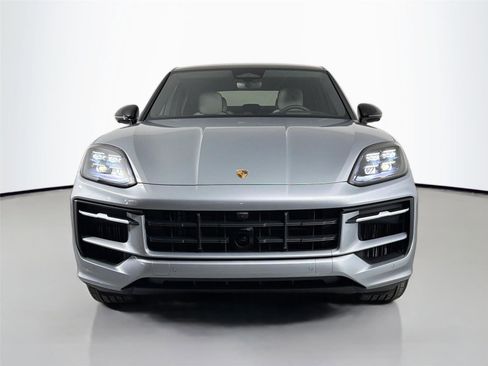 Used 2026 Porsche Cayenne Coupe AWD/4WD image 10