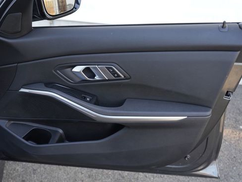 Used 2021 BMW 330i xDrive Sedan w/ Convenience Package image 29