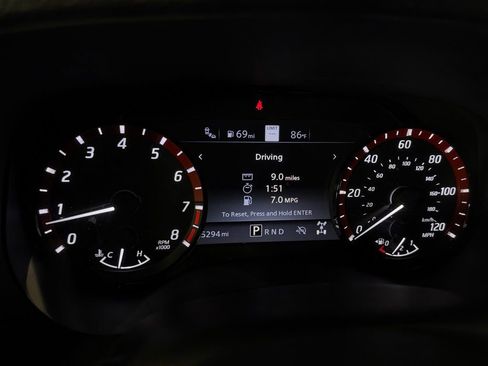 Used 2024 Nissan Frontier PRO-4X w/ Technology Package AWD/4WD image 19