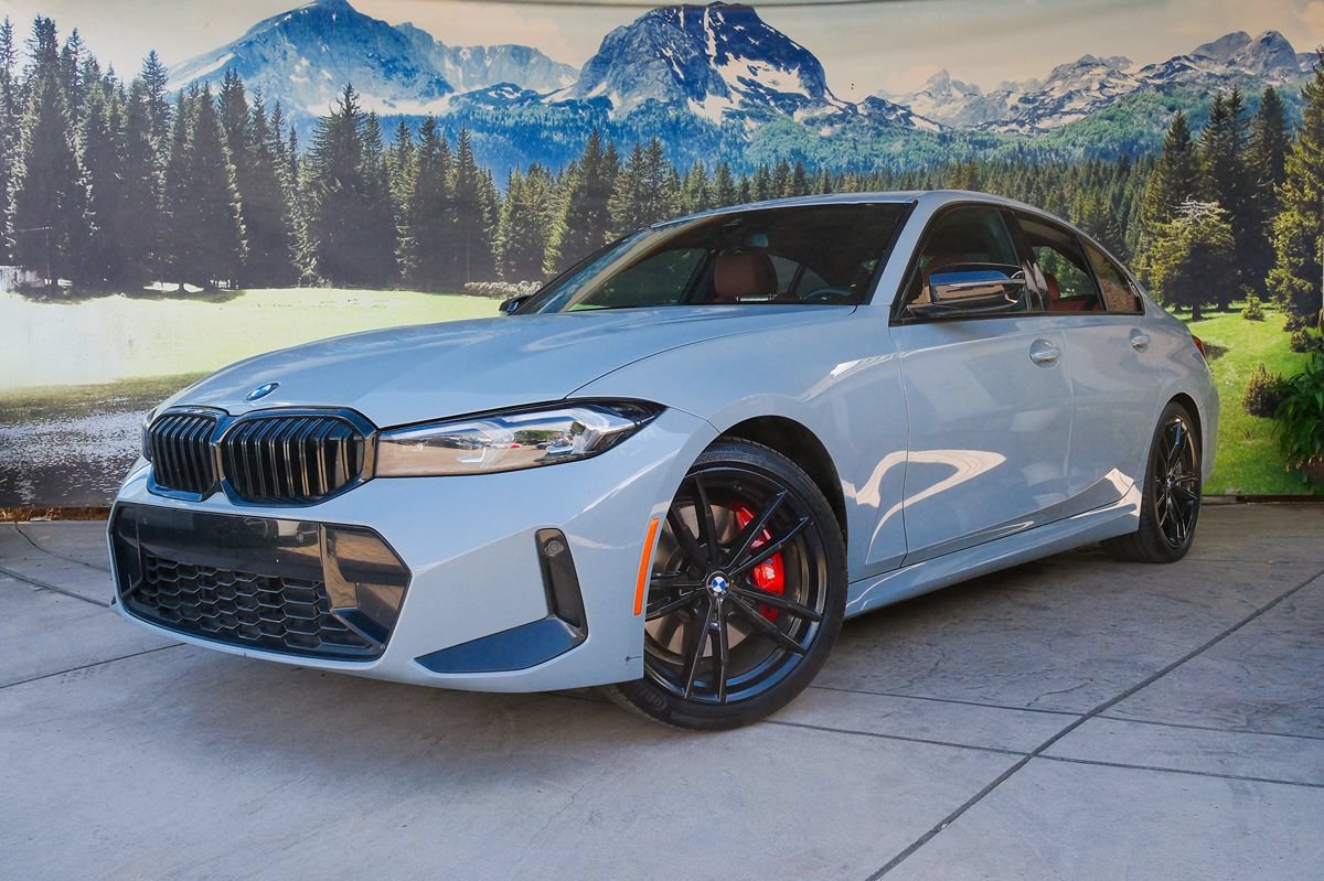 Used 2024 BMW 330i Sedan w/ M Sport Package RWD image 1