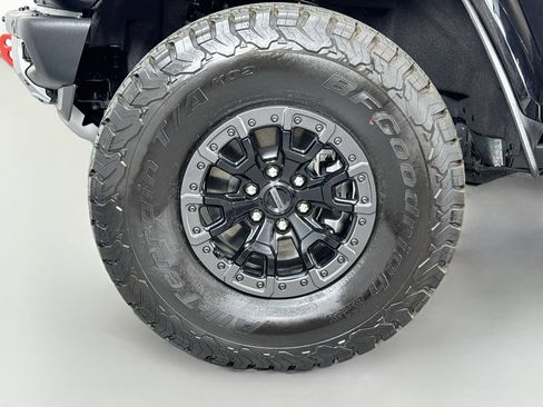 Used 2025 Ford Bronco Raptor AWD/4WD image 10