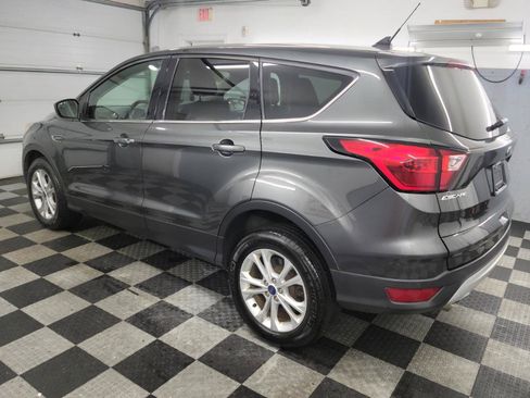 Used 2019 Ford Escape SE AWD/4WD image 3