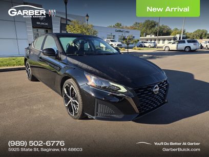 Used 2025 Nissan Altima 2.5 SR