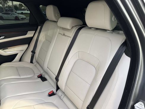 Used 2023 Jaguar F-PACE R-Dynamic S image 14