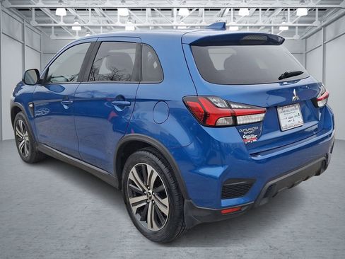 Used 2020 Mitsubishi Outlander Sport ES image 3
