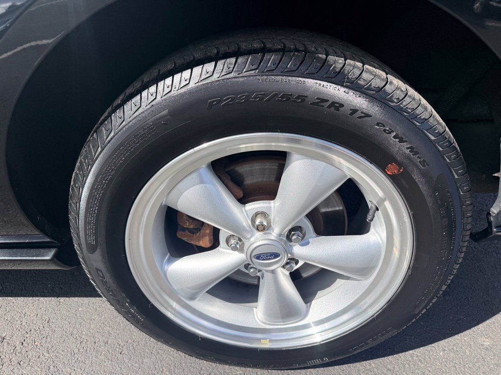 Used 2007 Ford Mustang GT RWD image 12