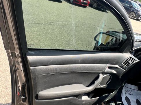 Used 2009 Pontiac G8 Base image 10