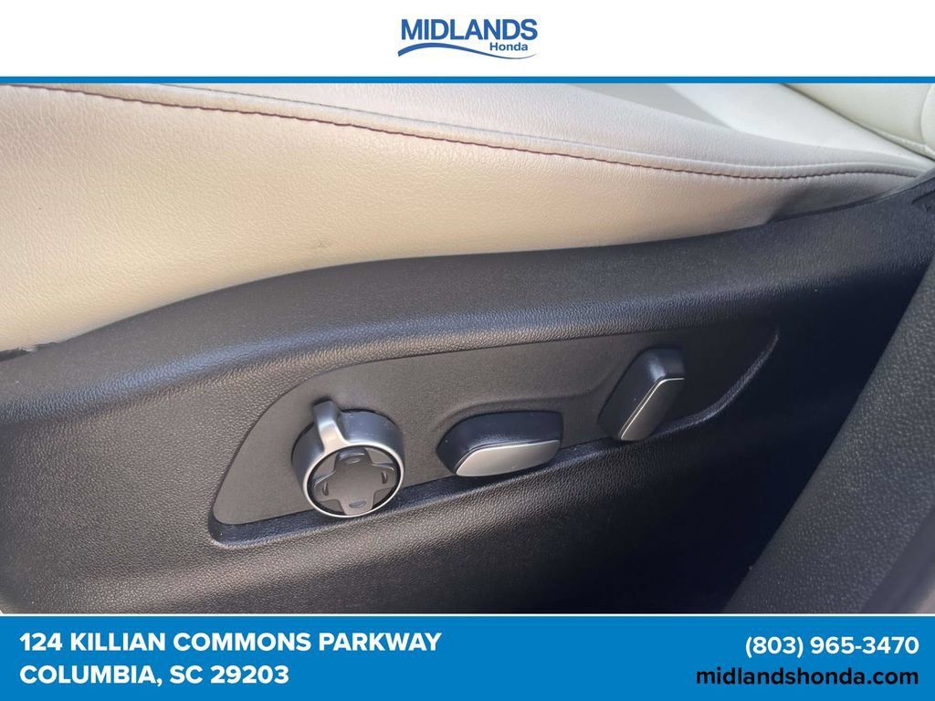 Used 2019 Cadillac XT4 Sport FWD image 14