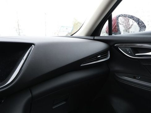 Used 2023 Buick Envision Essence image 27