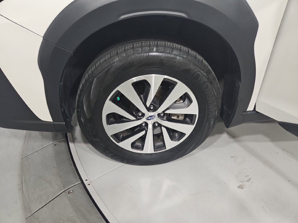 Certified 2025 Subaru Outback Premium AWD/4WD image 28