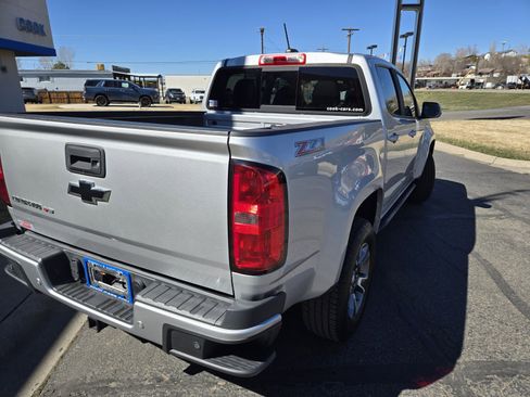 Used 2020 Chevrolet Colorado Z71 image 3