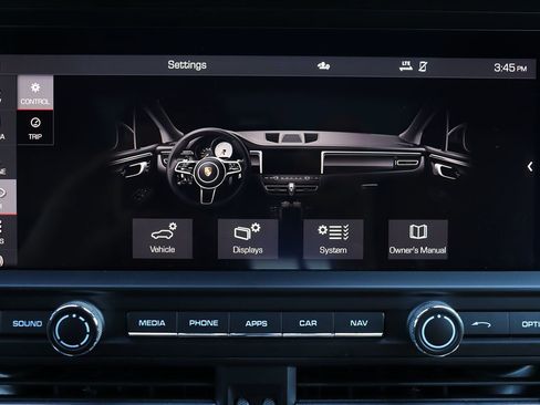 Used 2020 Porsche Macan image 31