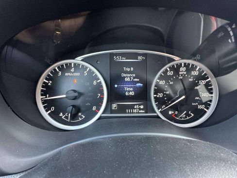 Used 2017 Nissan Sentra SV w/ Style Package FWD image 11
